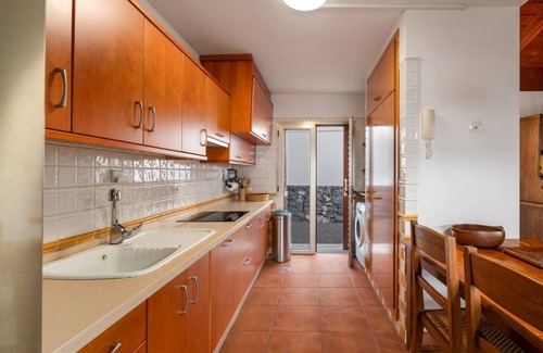 Juan Fernandez House | Discover Casa Tagoro: Oceanfront Retreat with Pool & Spa