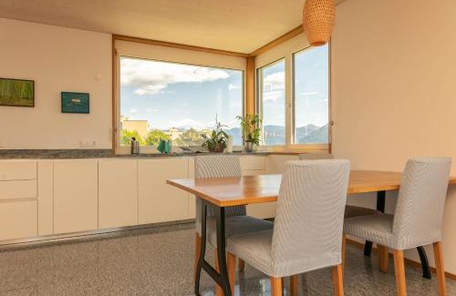 Locarno House | Pet-Friendly Casa Teatro Panoramico with Ocean View