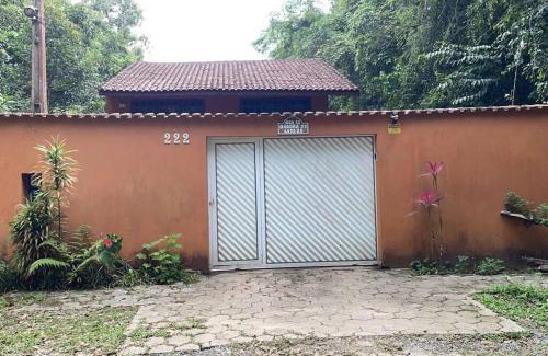 Guarau House | Welcoming Casa Temporada no Guarau Peruibe: Pet-Friendly Retreat