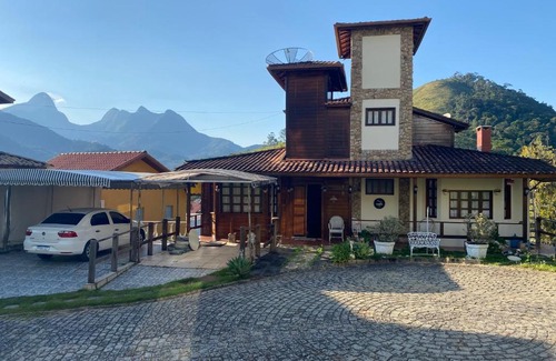 Teresopolis House | Experience Casa Teresópolis with Complete Club Amenities