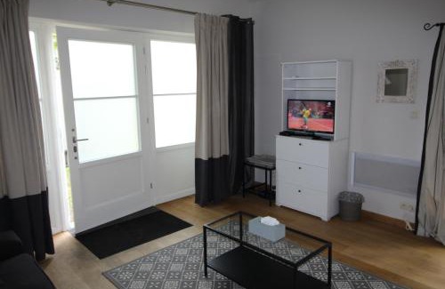 Sint-Pieters-Woluwe House | Discover Casa Terlinden: Family-Friendly with Top Ratings