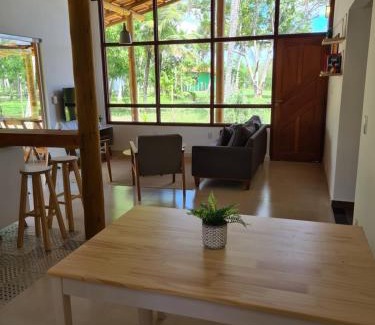 Caravelas House | Casa Terracota 2: Comfort and Style Just Steps from the River