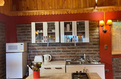 Chillan Viejo House | Cozy Casa Tetelhue Cabin with Pool and Spa for 4 Guests