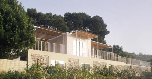 Tiberio Villa | Relax at Villa Capri Tiberio - Oceanfront, Pet Friendly Retreat