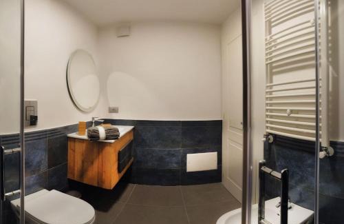 Bacoli Apartment | Cozy Casa Tilde Bacoli: Oceanfront Retreat with Breakfast