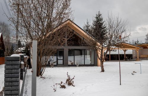 Izvoru Muresului Villa | Family-Friendly Casa Tinca 2 - Guest Rated 9.7/10