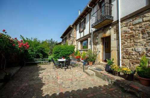 San Cebrian de Muda House | Discover Casa Tiquio Montaña Palentina: Pet-Friendly Retreat