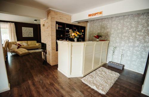 Blaj House | Outstanding Casa Tirol Blaj: Guest Rated 9.8 with Breakfast