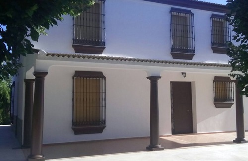 Cordoba House | Relax at Casa Tita Carmen with Scenic Gardens & Spa