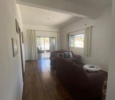 Sao Thome das Letras House | Discover CASA TOCA FURADA: Family-Friendly Retreat