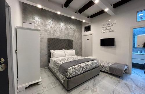 Vittorio Emanuele House | Discover Casa Tolentino: Family-Friendly Stay in Napoli
