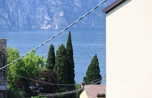 Malcesine Apartment | Exceptional Casa Tonelli Apartment in Malcesine, Lake Garda