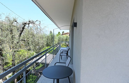 Malcesine Condo | Pet-Friendly Green Apartment Tonelli House in Malcesine
