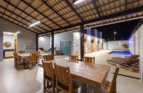 Pirenopolis House | Inviting Casa Torre de Pedra with Ocean View & Pool