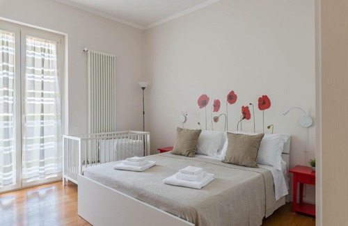 Municipio 1 Apartment | Relaxing Casa Torre di Specchio 2 with Pool & Ocean Views