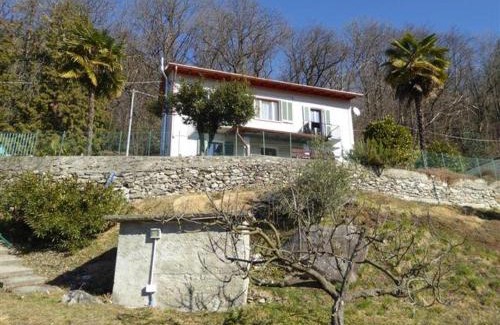 Colmegna House | Casa Torretta: Enjoy a Family-Friendly Stay with Pool Access