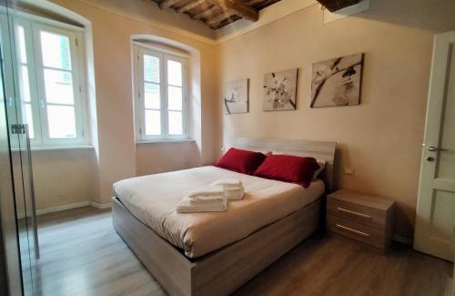 Pescia Apartment | Experience Casa Toscanella & Girasole: Family-Friendly Getaway