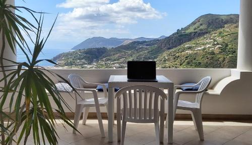 Santa Margherita Bed & Breakfast | Experience Casa tra Cielo e Mare with Oceanfront Bliss