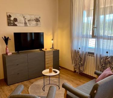 Montopoli di Sabina Apartment | Guest Rated: Casa Tramonto e Poesia Tameró Holiday Apartments