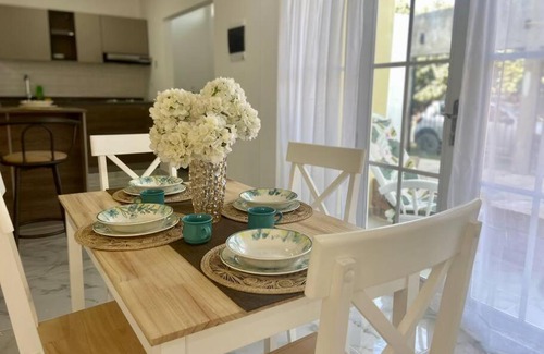 Santa Cruz de Mompox Apartment | Relaxing French-Style Casa with Family and Pet Amenities