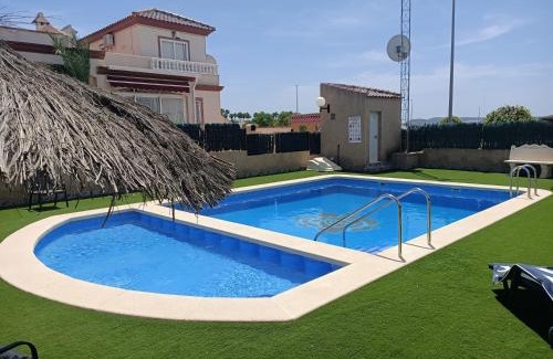 San Fulgencio House | Tranquil Casa in Marina: Oceanfront Retreat with Pool