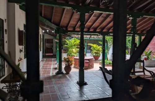 Santa Cruz de Mompox Bed & Breakfast | Discover Casa Trespalacios - Family-Friendly Getaway