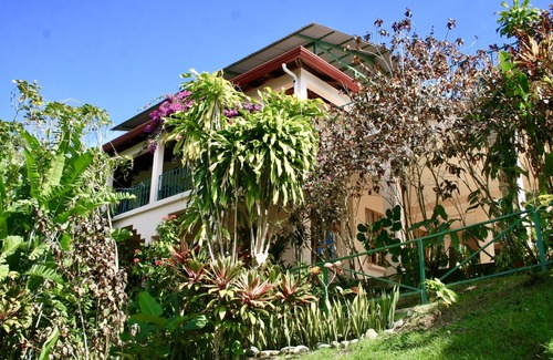 Valle Pura Vida House | Discover Casa Tropical: Gardens & Wildlife at Manuel Antonio