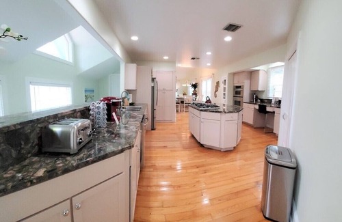 Apopka House | CASA TROPICAL: Guest Rated 9.6 with Pool & Spa Amenities