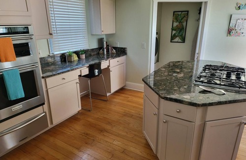 Apopka House | CASA TROPICAL: Guest Rated 9.6 with Pool & Spa Amenities