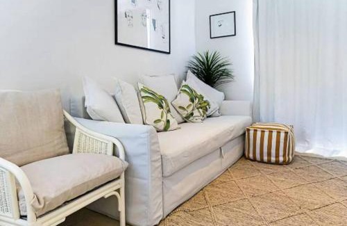 Sapphire Beach Apartment | Romantic Casa Tropicana - Oceanfront Couples Retreat Awaits