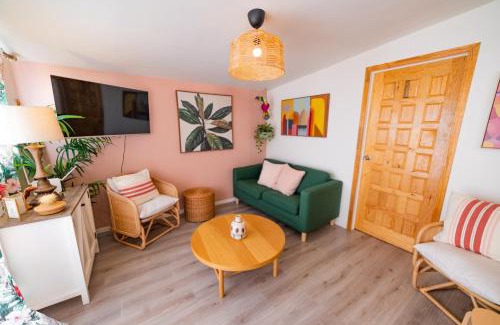 Ensenada House | Idyllic CASA TUCAN - Beachfront Escape in Jungle Paradise
