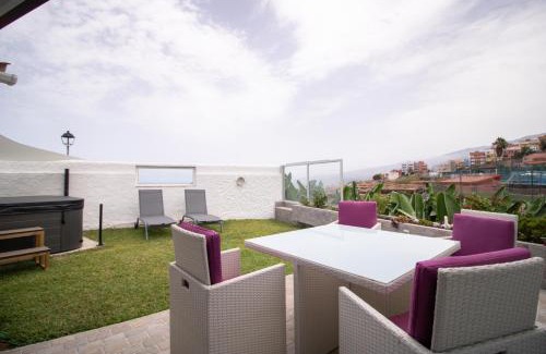 Los Realejos House | Relax at Casa Tulipanes & Spa with Oceanfront Amenities