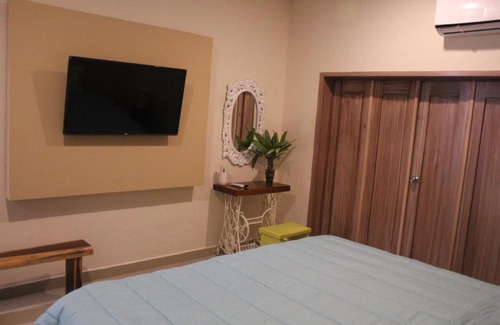 Chichen Itza - Valladolid Bed & Breakfast | Discover CASA TUNICH NAJ: 4-Star Stay with Pool & Kitchen