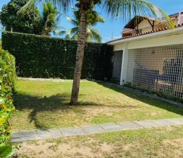 Nossa Senhora da Conceicao House | Casa Tunis: Just Steps from the Ocean with Pet-Friendly Vibes