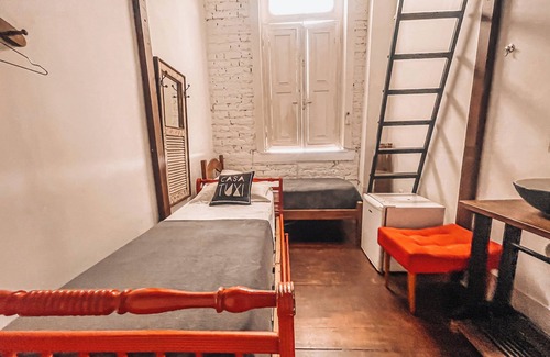 Zona Sul Hotel | Budget-Friendly Casa Tuxi with Pool and Breakfast Options
