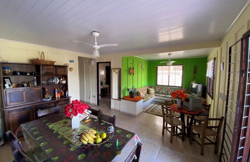 Maranduba House | Relax at Casa Ubatuba - Praia Sapê with Ocean View & Pool