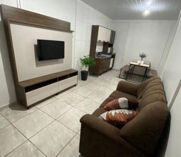 Coronel Vivida House | Casa Uni: Pet-Friendly Stay with High Guest Ratings
