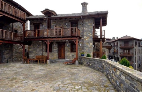 Boltana House | Unique Casa with Pool, Spa & Family-Friendly Amenities