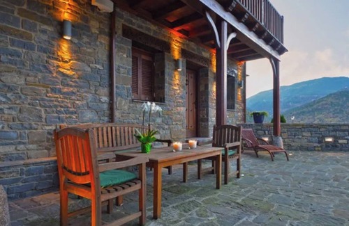 Boltana House | Unique Casa with Pool, Spa & Family-Friendly Amenities