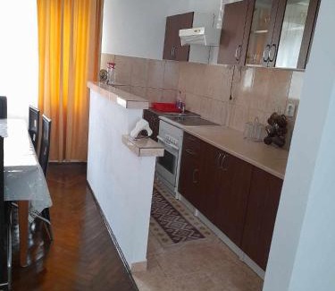 Garda de Sus House | Family-Friendly Getaway at Casa Vîrciu Hotel