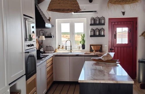 Mertola Other | Casa Vó Briata: Family-Friendly Retreat with Pool & Kitchen