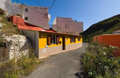 Valsequillo de Gran Canaria House | Exceptional Family Getaway at Casa Valido - 9.5/10 Rating
