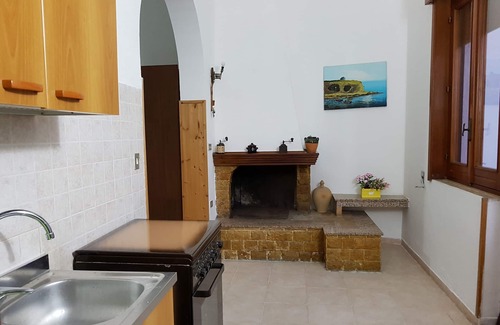 Carpignano Salentino House | Ocean View Getaway at Casa Vacanze Nonna Maria