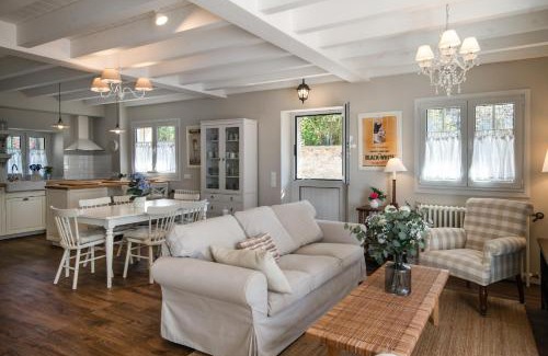 Nueva Ski Chalet | Enjoy Family-Friendly Stays at Casa Vacacional Patro