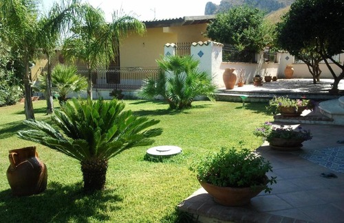 Case di Girolamo House | Discover Casa Vacanze Al Ma Gi: Pet-Friendly Getaway
