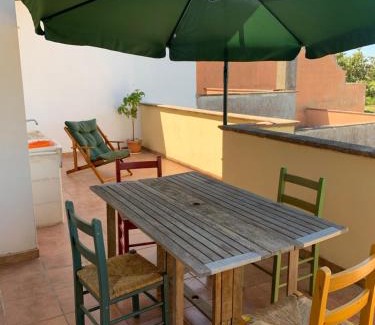 Bagnolo del Salento Apartment | Oceanfront Casa Vacanza Almoraima: Guest Rated 9.4/10