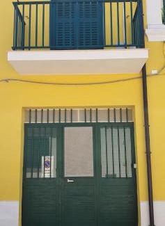 Punta Secca House | Oceanfront Casa Vacanza: Family-Friendly Retreat Awaits
