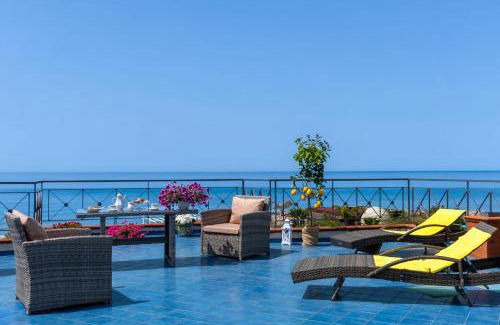 Marina di Ascea House | Pet-Friendly Casa Vacanza Alice & Mari with Ocean Views