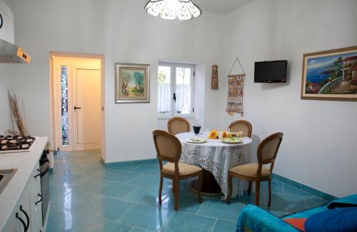 Marina di Ascea House | Pet-Friendly Casa Vacanza Alice & Mari with Ocean Views