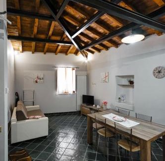Fornelli House | Inviting Casa Vacanza in Historic Fornelli - 8.9/10 Rating